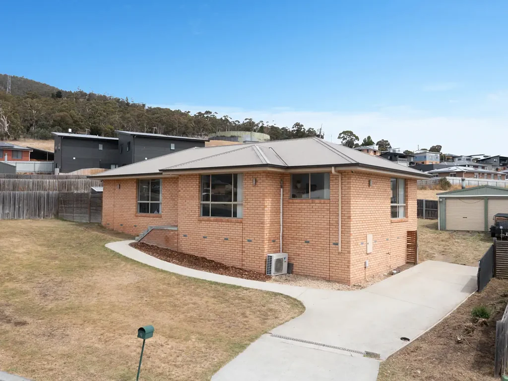 9 Leila Street, New Norfolk, TAS 7140