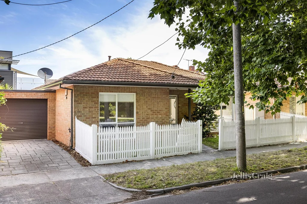 4D Oakleigh Road, Ormond, VIC 3204