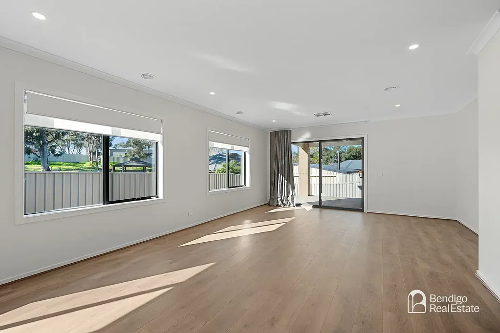 BRAND NEW FAMILY HOME WITH PREMIUM FINISHES IN WHITE HILLS