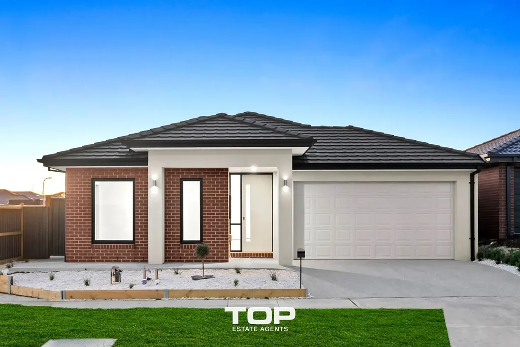 Clyde 4房  Stylish & Spacious Family Home in Prime Clyde Location