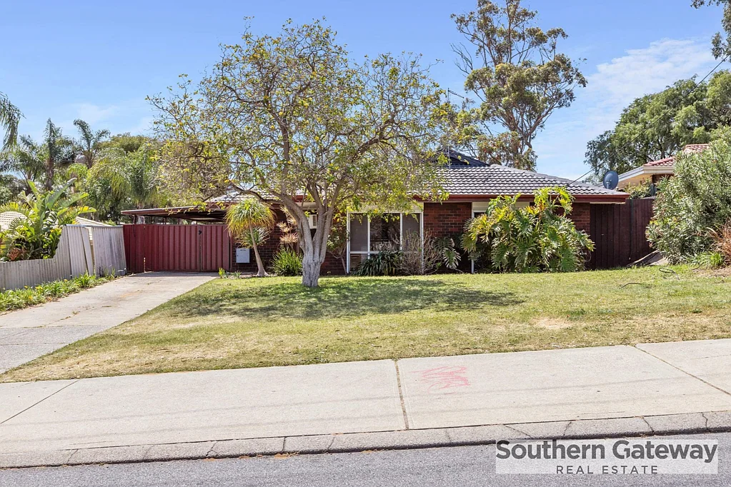 13 Chisham Avenue, Parmelia, WA 6167