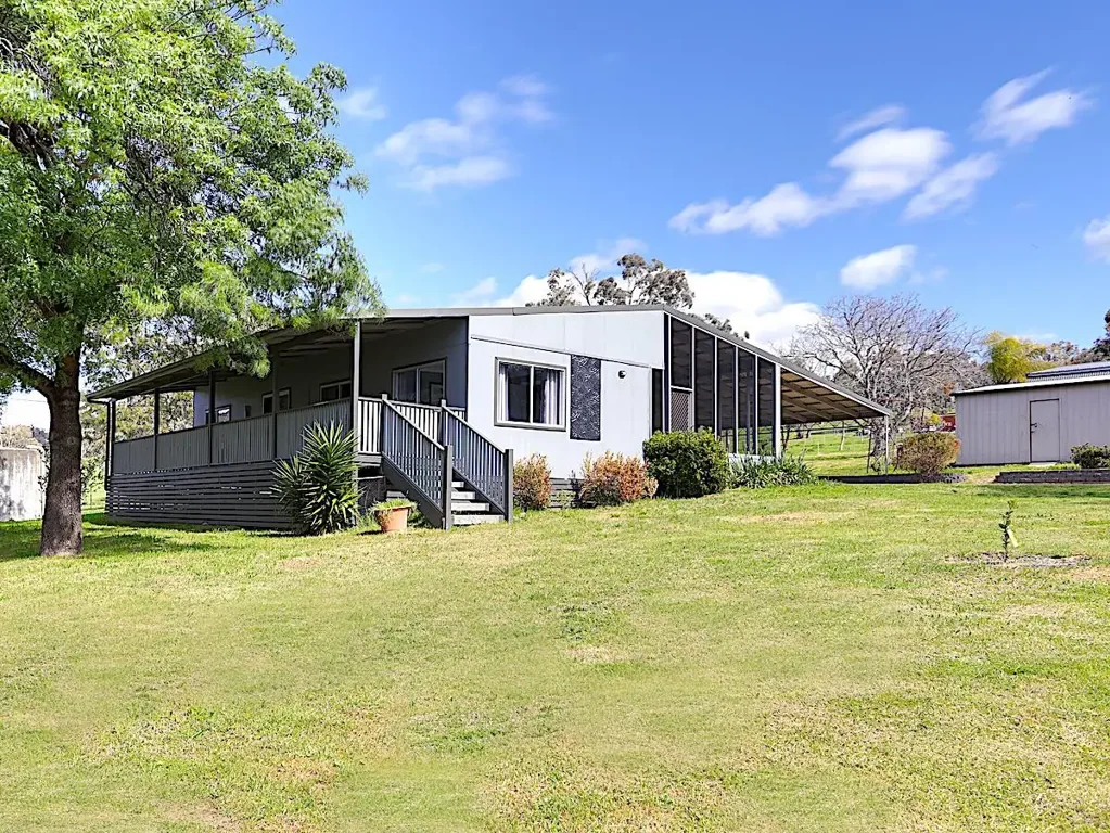 Nundle 4બેડરૂમ Fantastic home with a large shed on two acres