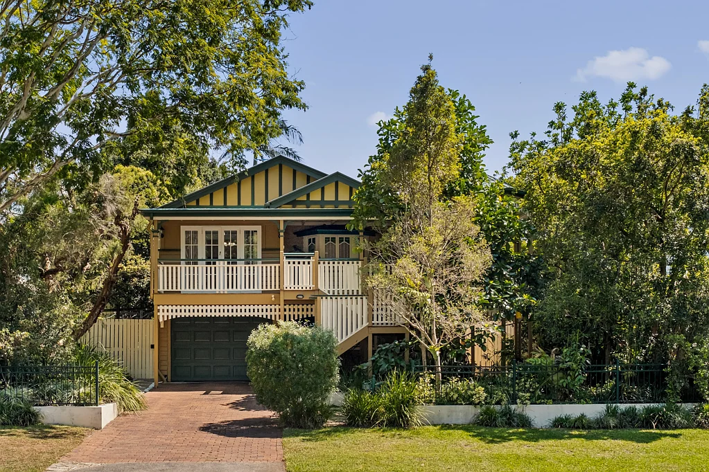 43 Royal Parade, Ashgrove, QLD 4060