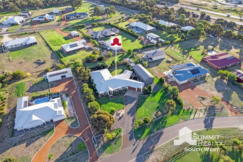 9 Macgregor Road, Roelands, WA 6226