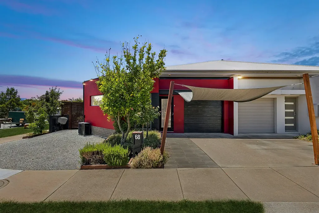 68 Cocoparra Crescent, Crace, ACT 2911