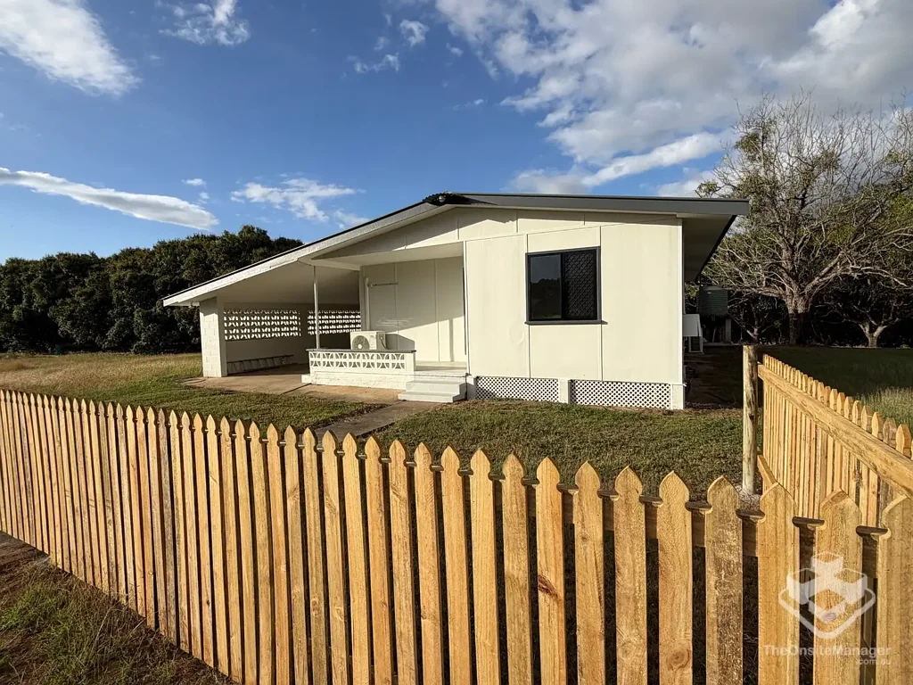 Peaceful Rural Living � 3 Bedroom Home on adjoining town Acreage | Mareeba
