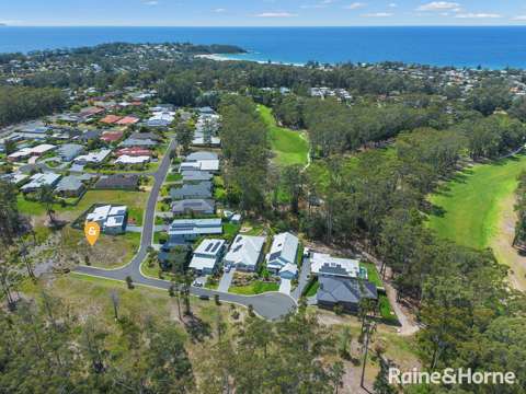 Mollymook Beach Prime Land in Golf Course Estate