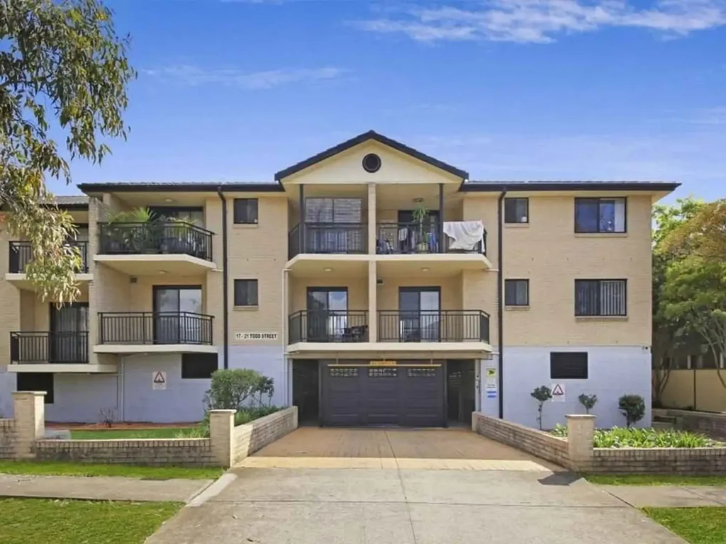 Spacious Two-Bedroom Unit in Prime Location