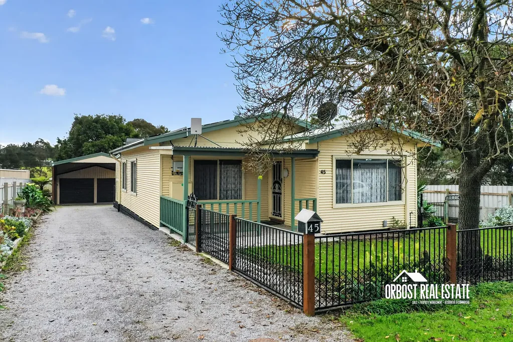 Orbost 3ห้องนอน RENOVATED COTTAGE + DOUBLE BLOCK, TWO TITLES, TWO OPPORTUNITIES
