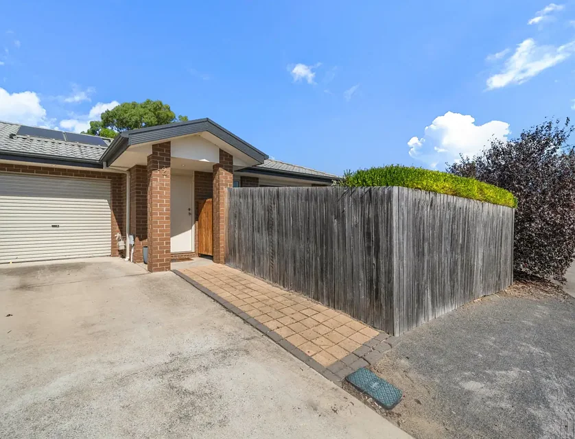 12/141 Macfarlane Burnet Avenue, Macgregor, Belconnen District, 3 rūma, 1 rūma horoi, Townhouse