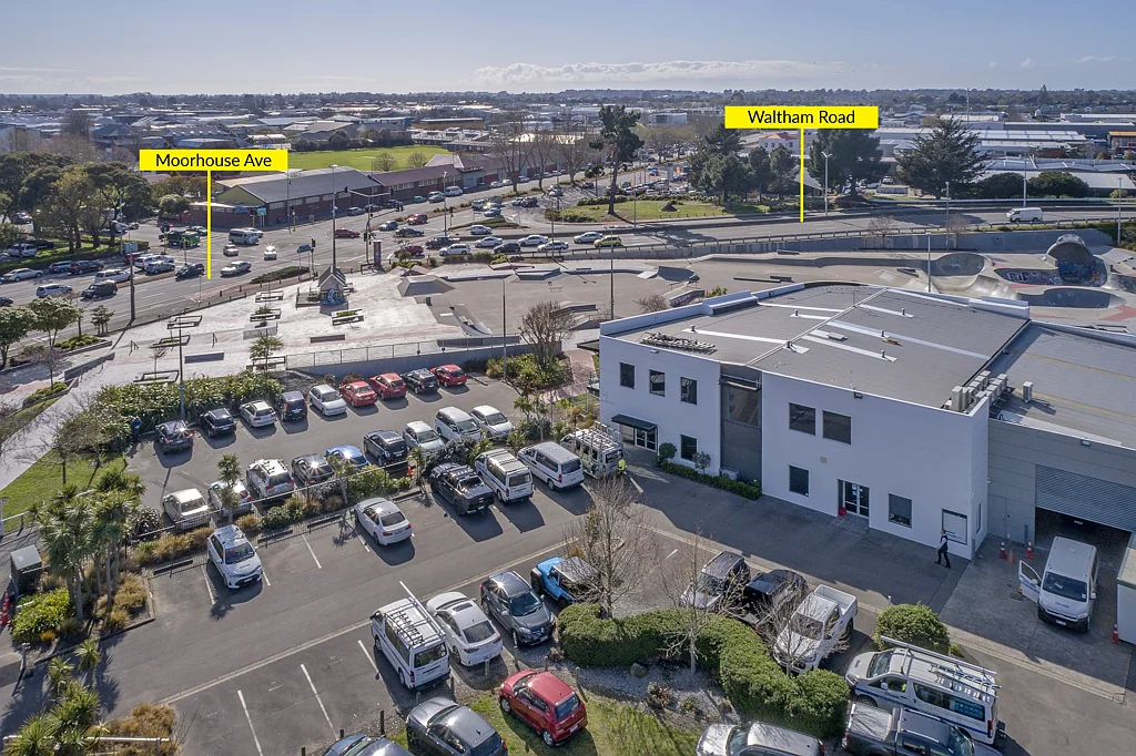 Sydenham Modern High Profile Offices on City Fringe