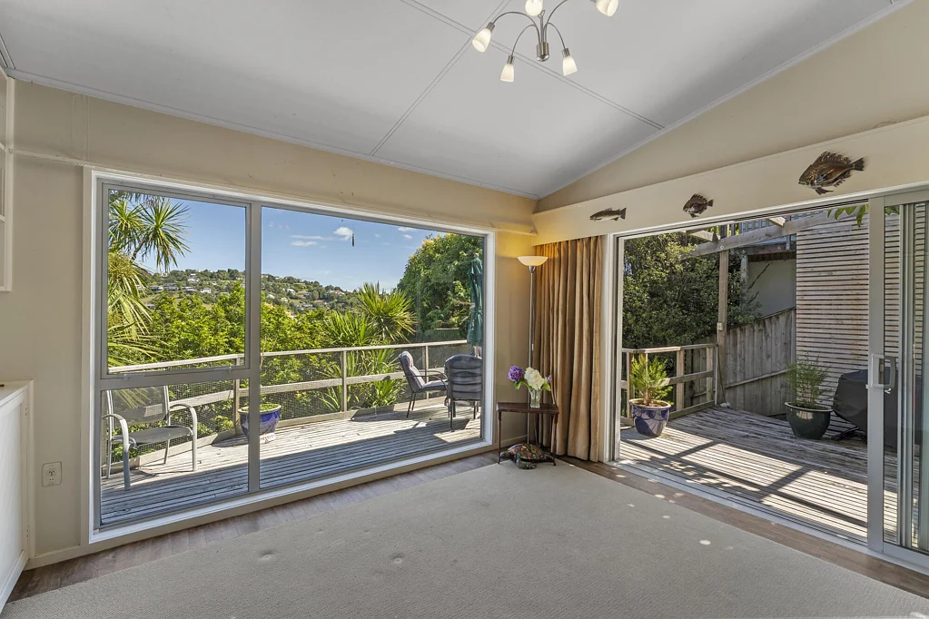 Nelson South 3 Slaapkamer Loved for 20+ Years – Reluctantly Selling