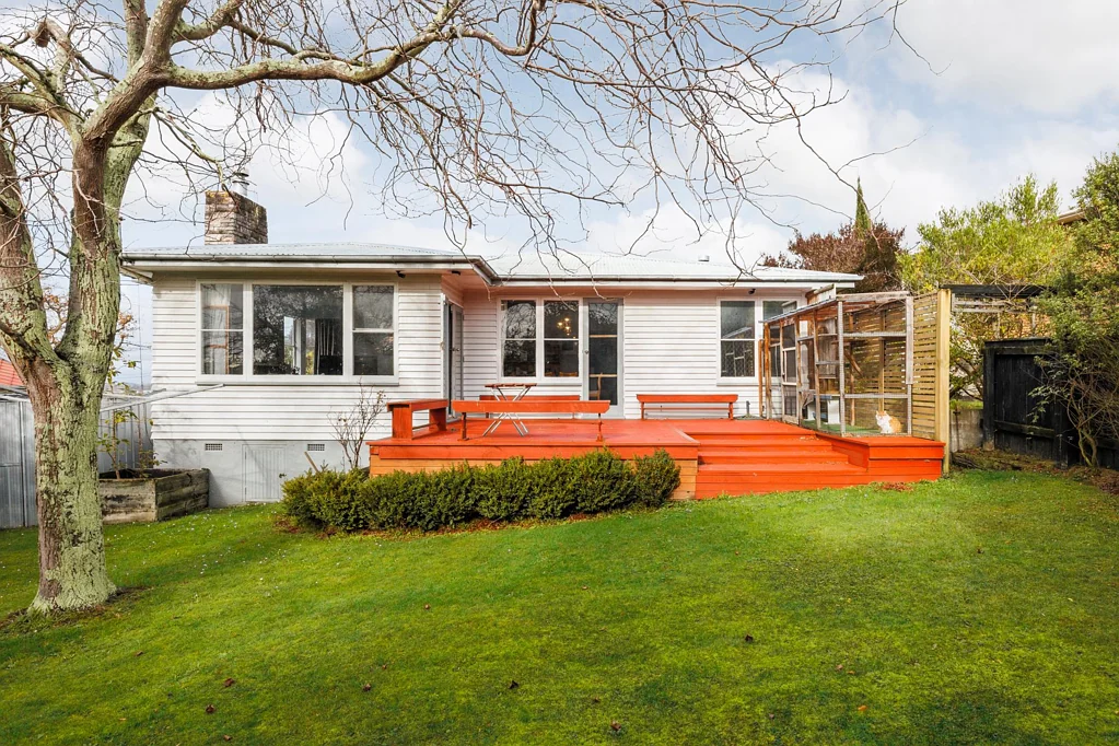 Feilding 4ਬੈੱਡਰੂਮ Feilding - Family Living with Views