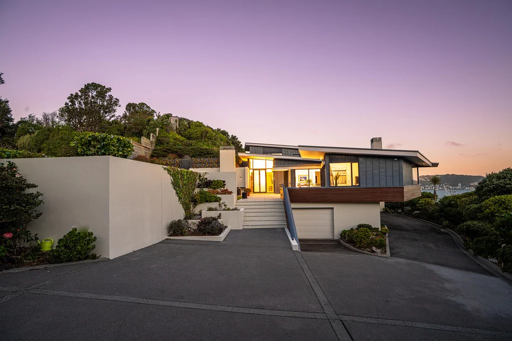 Wadestown 4 Slaapkamer Light, Luxury and Harbour Spectacle
