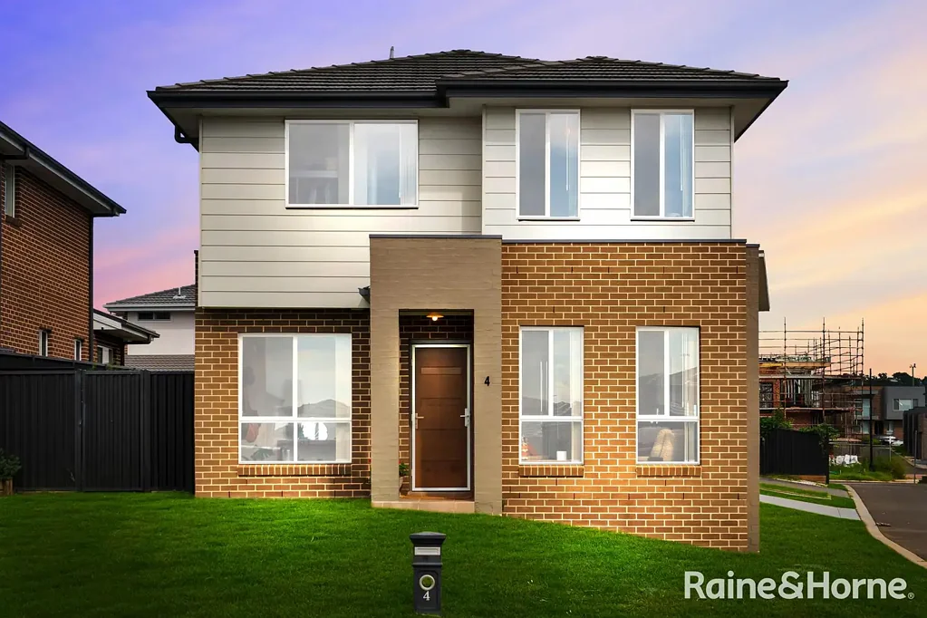A GREAT SIZED HOME IN A GREAT LOCATION