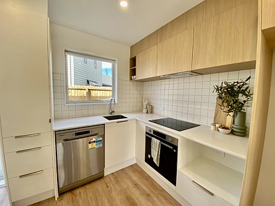 Modern 2-Bedroom Townhouse in Speydon