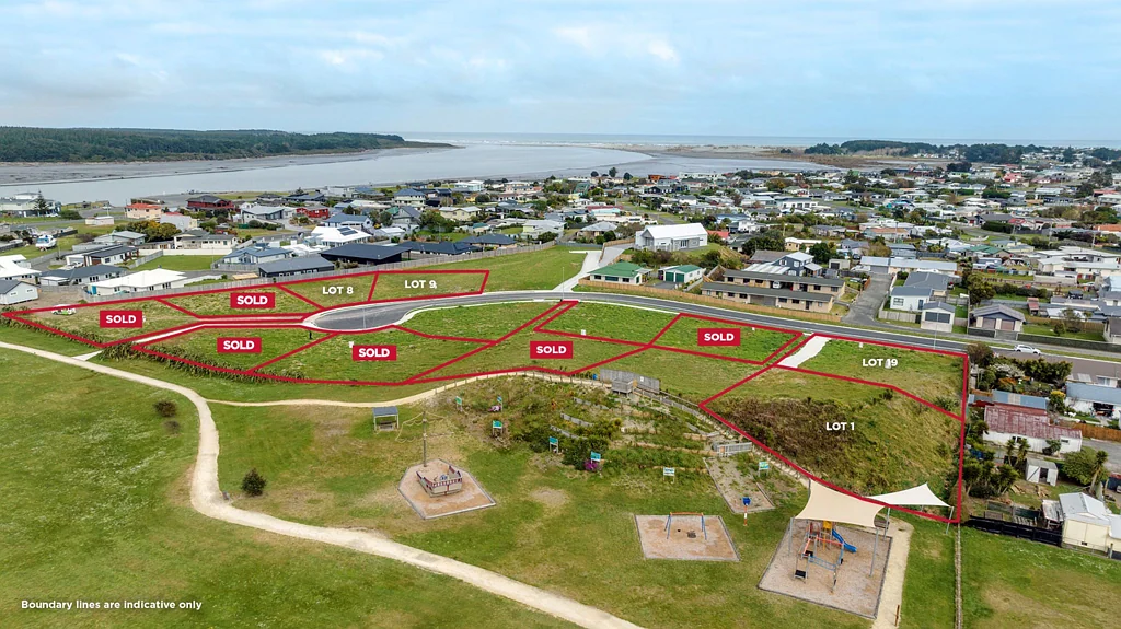 Foxton Beach Build or bank - beach life awaits!