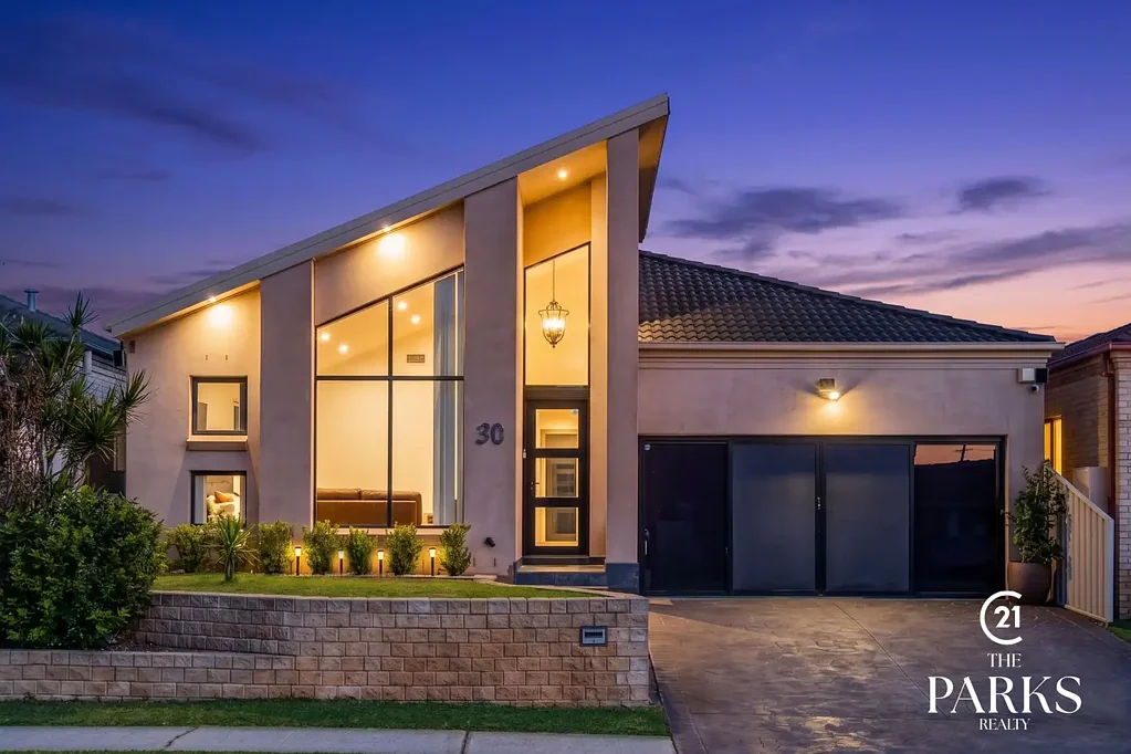 Green Valley 4Zimmer Architecturally Designed 4 Bedroom Home!