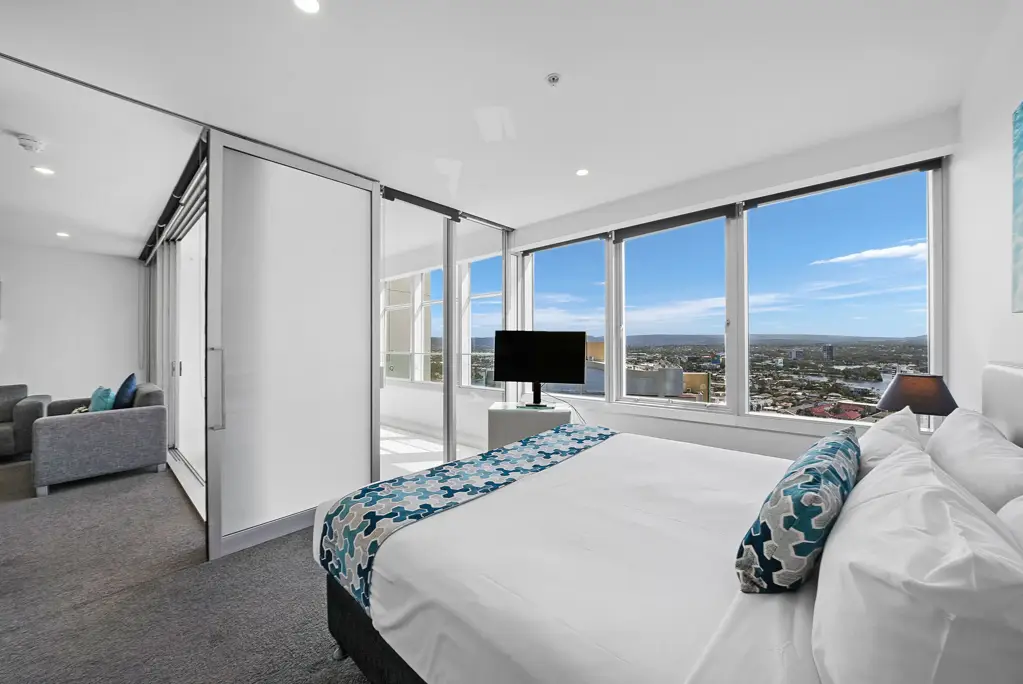 Surfers Paradise 2 Bedroom Highly desirable Residence in the Iconic Q1