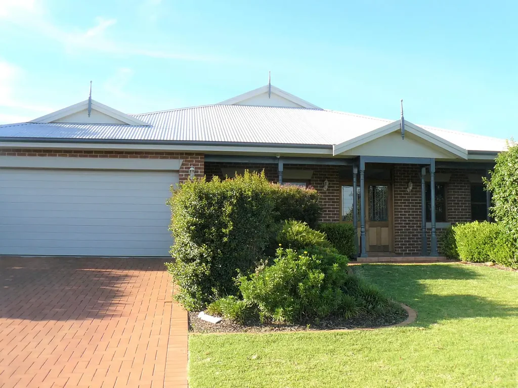 Spacious Four Bedroom Quality Home in Calala...
