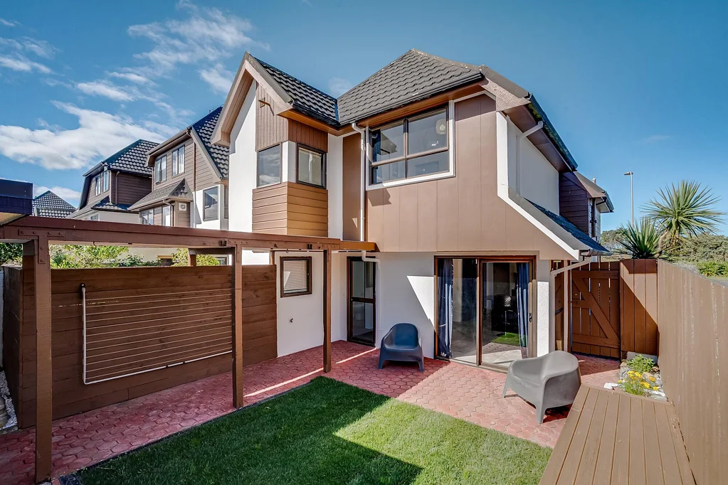 11 Tamahine Street, Maupuia, Wellington