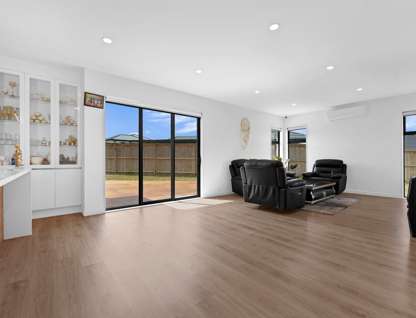 8 Bathurst Crescent, Pokeno, Waikato District, 5房, 3浴, 独立屋