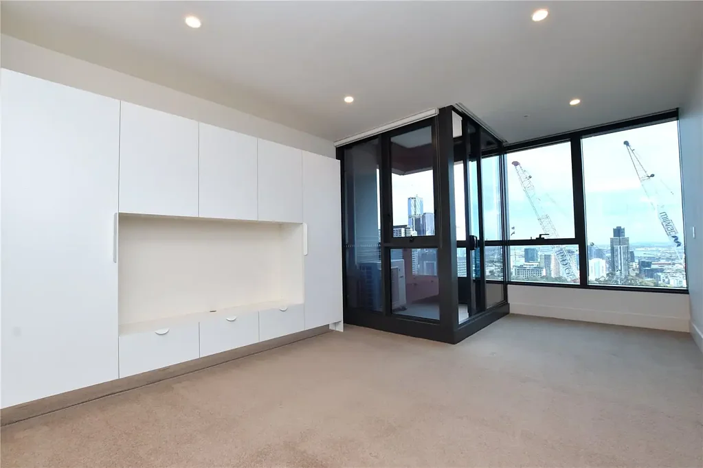 Two Bedroom Apartment with Carpark and Storage in the Vision Complex!