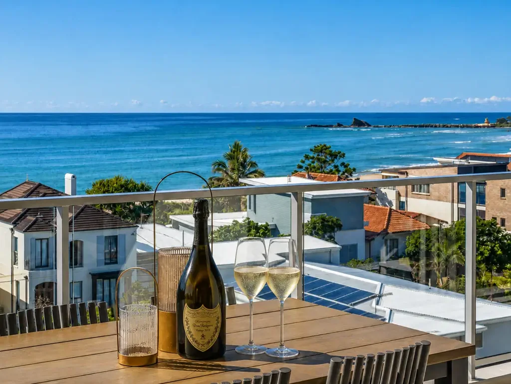 Palm Beach 3房  EXCLUSIVE OFF MARKET OPPORTUNITY - BLUE CHIP PALM BEACH LIFESTYLE!!