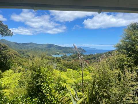 Great Barrier Island 3房  Sea Views, New Build Cabins on a 7,036m² Section
