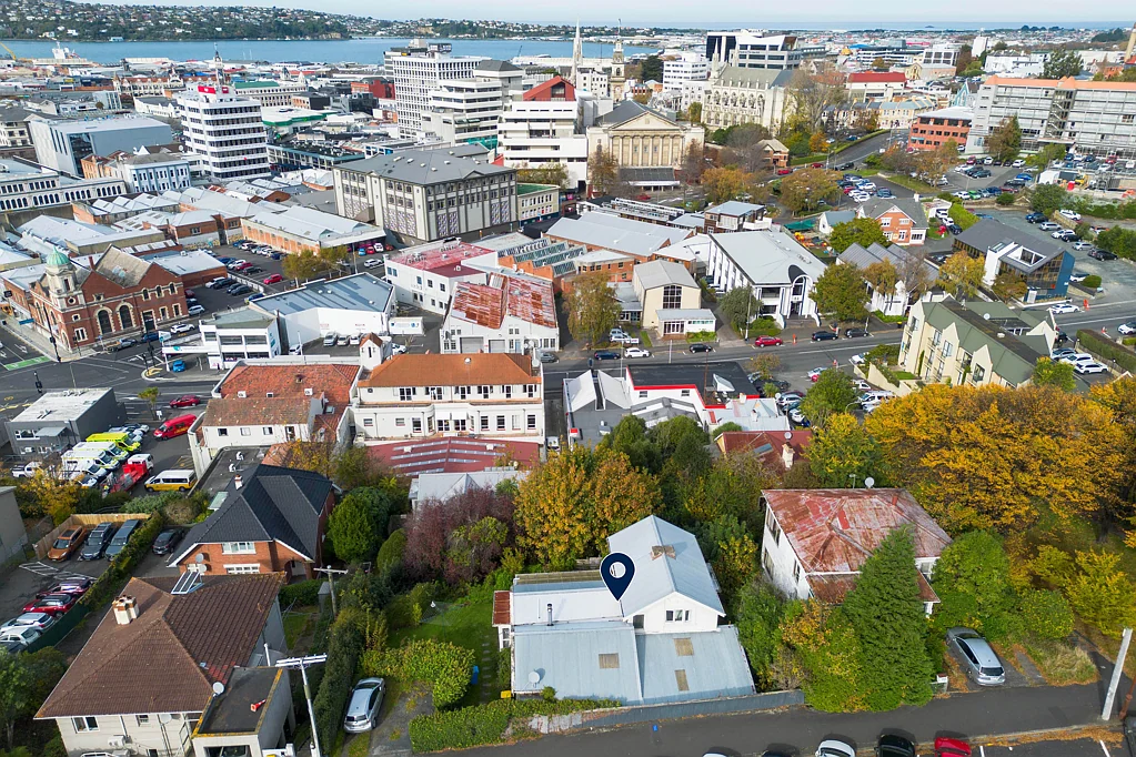 Dunedin Central 5房  Inner-city development opportunity