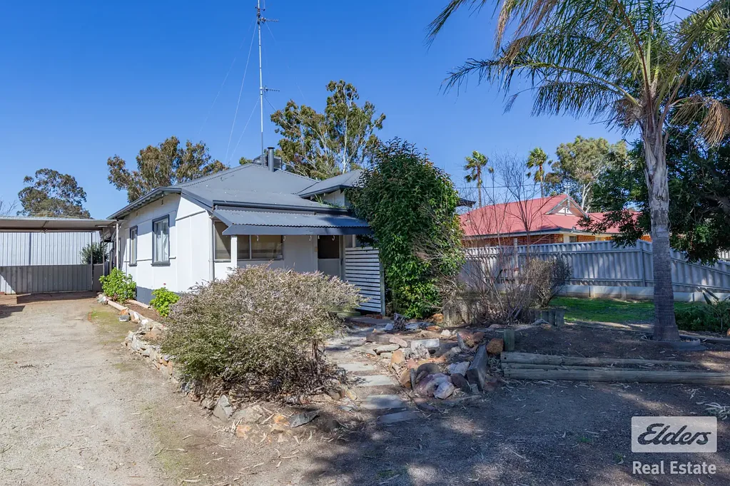 7 Cox Street, Northam, WA 6401