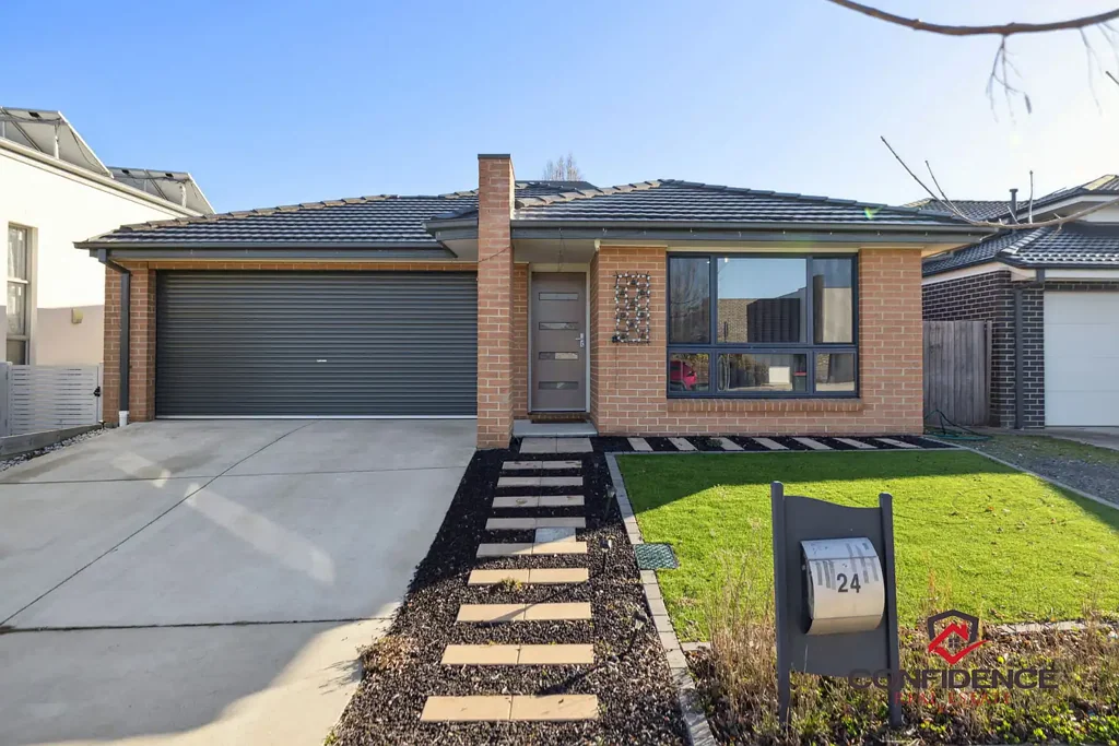 Bonner 3ਬੈੱਡਰੂਮ Stylish Family Home in a Peaceful, Well-Connected Bonner Location