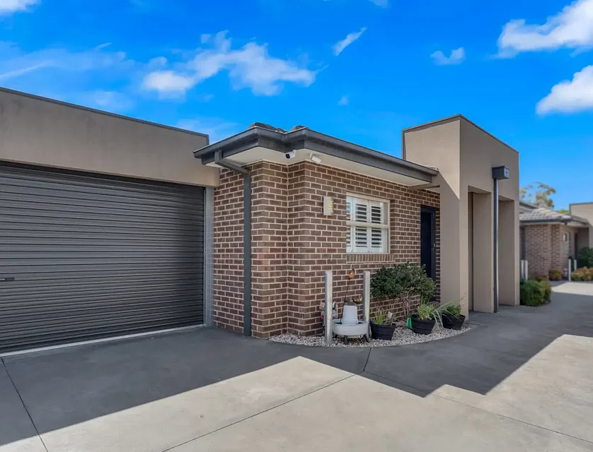 4/25 Invermay Street, Reservoir, VIC 3073, 2 कमरे, 1 बाथरूम, Unit