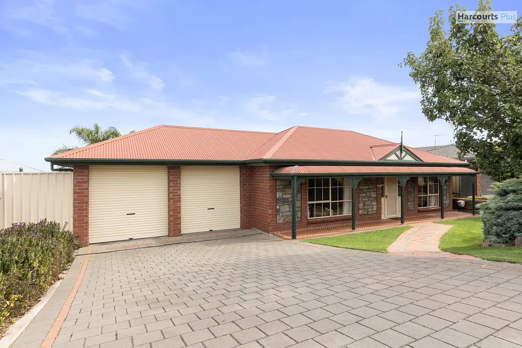 27 Coorabie Crescent, Hallett Cove, SA 5158