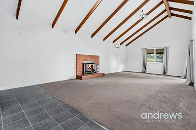 1 Riverview Road, Inverleigh, VIC 3321, 3 Bedrooms, 1 Bathrooms, House