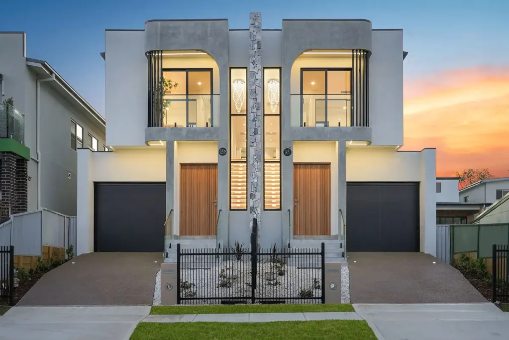 Merrylands 5कमरा 2 EXCEPTIONAL, BRAND NEW DUPLEX HOMES - OPEN TO VIEW SAT 06/09/2025 @ 3-3.30PM