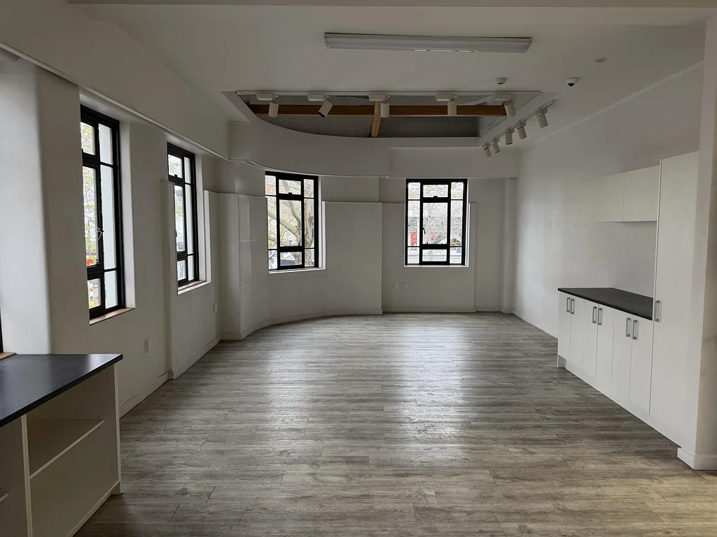 Nelson City Prime first-floor corner in central Nelson