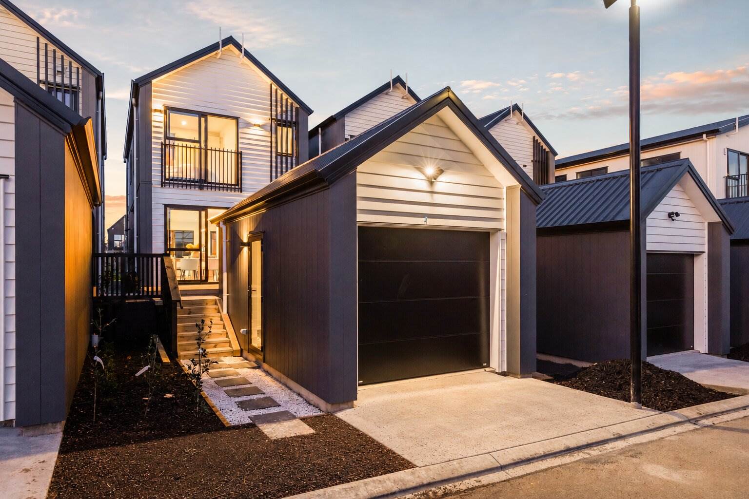 56 Picnic Point  Road, Hobsonville, photo 4