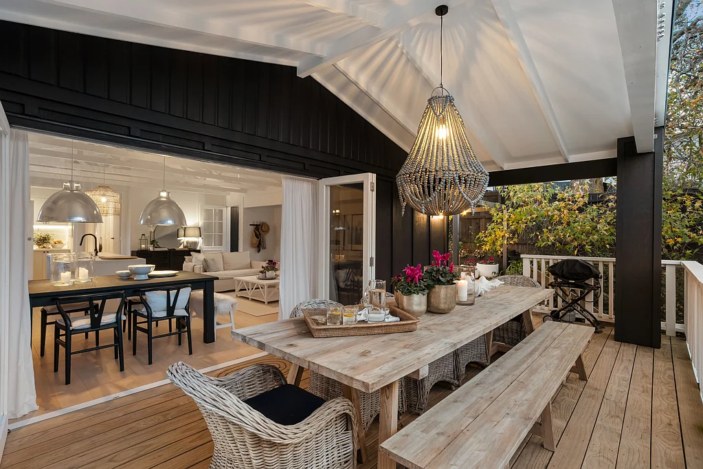 89A Fairclough Road, Beach Haven, North Shore City, Auckland