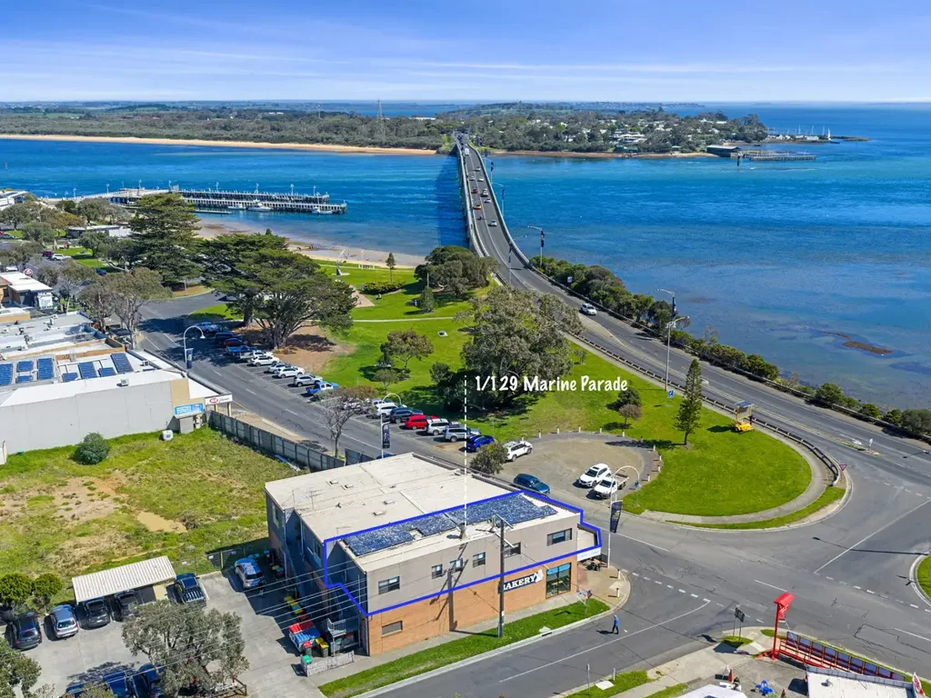 San Remo 2房  Stylish Coastal Living in the Heart of San Remo