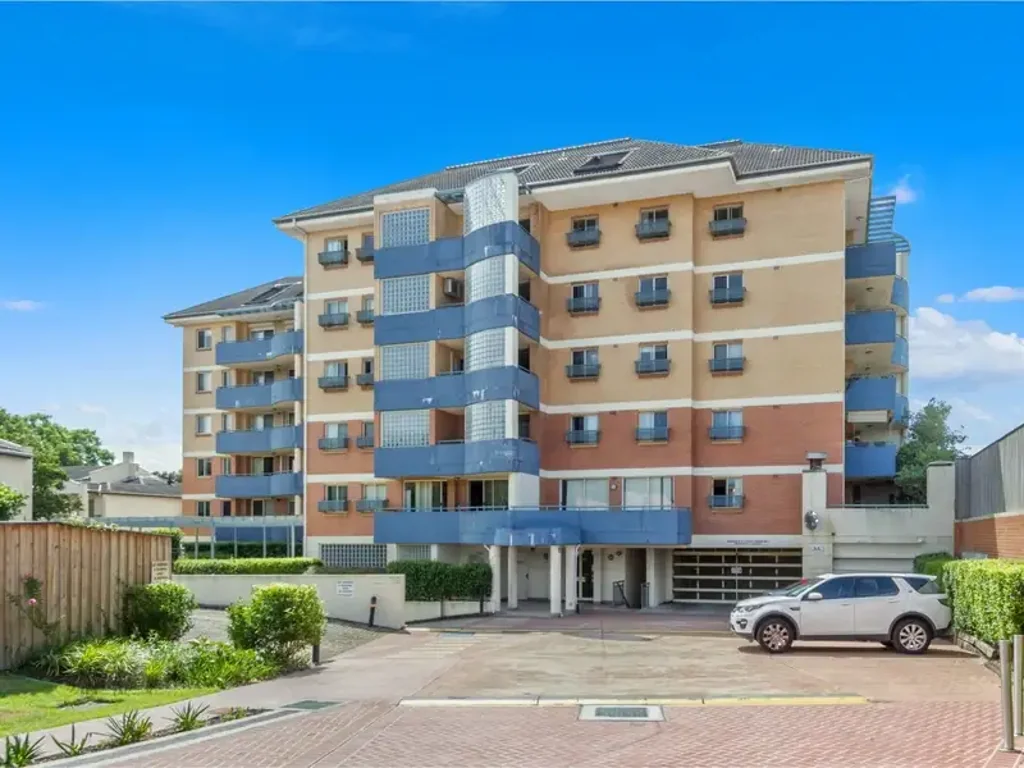 DEPOSIT TAKEN, NO FURTHER OPEN HOUSE