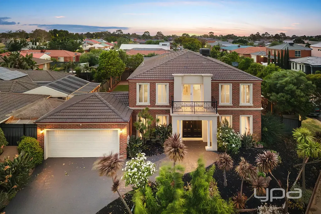 9 Banjo Paterson Circle, Point Cook, VIC 3030