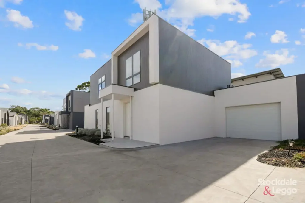 Modern Coastal Townhouse