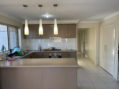 113 HENRY ROAD, Pakenham, VIC 3810, 3 chambres, 2 salles de bain, House