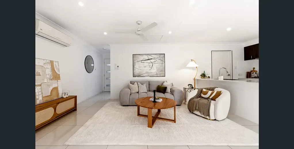 Spacious 4 Bedroom Townhouse in Mansfield State High Catchment