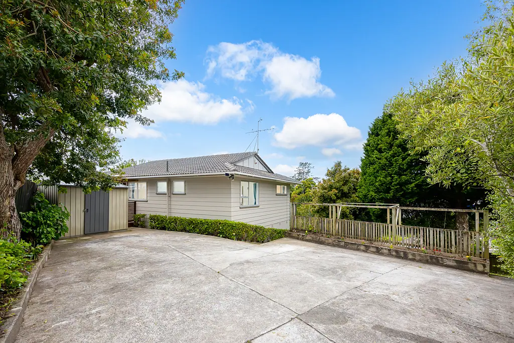 98 Gallony Avenue, Massey, Waitakere City, Auckland