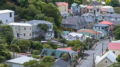 资深贷款经纪：房市低迷，但奥克兰房价依然居高不下