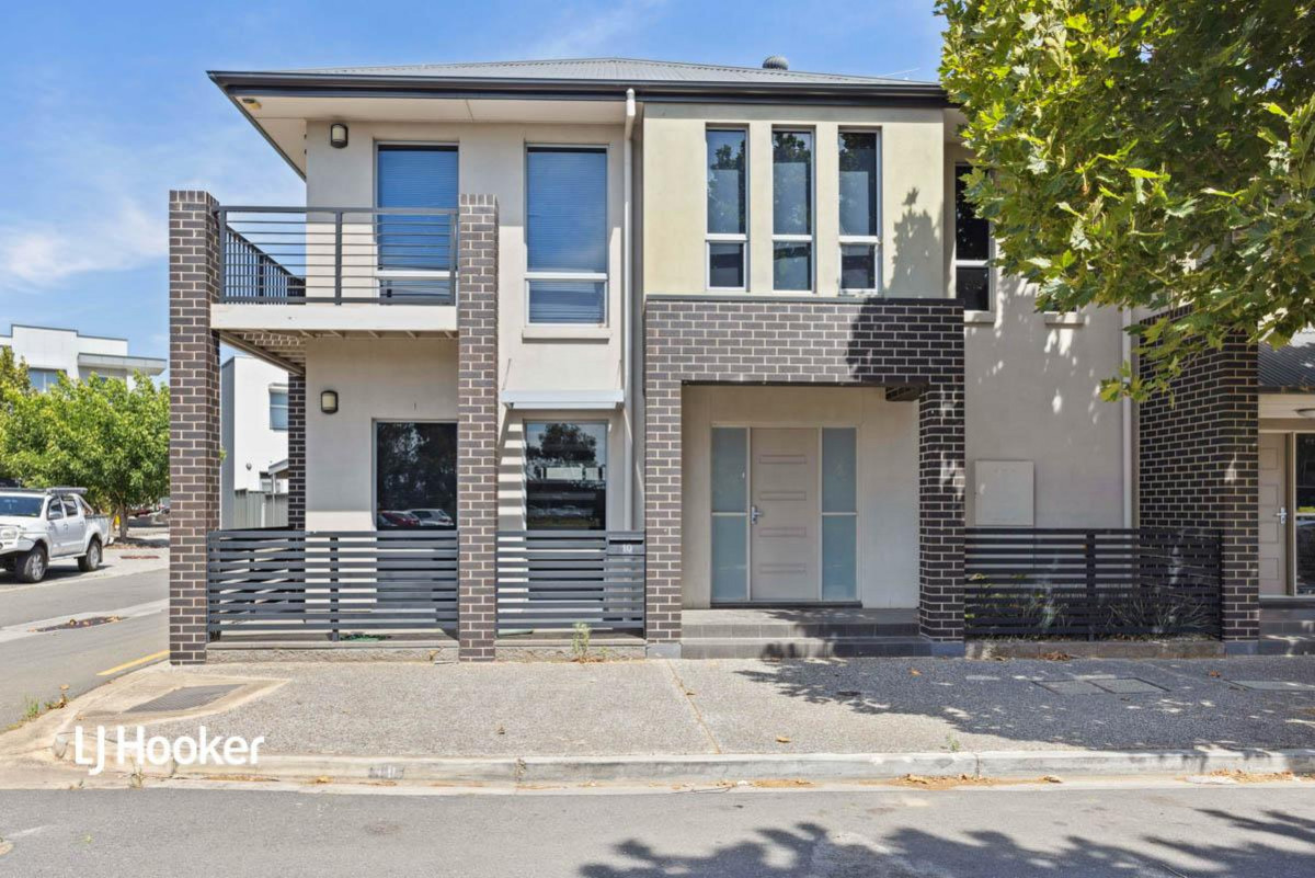 10 COVENTRY ST, MAWSON LAKES SA 5095, 0 rūma, 0 rūma horoi, Townhouse