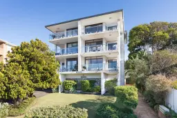 2/1 Coast Avenue, Cronulla