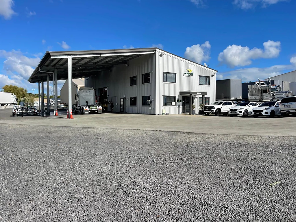 Pukekohe WAREHOUSE / OFFICES WITH YARD ON JOHN STREET